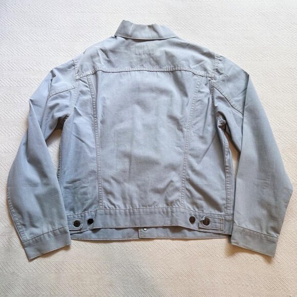 Levi’s Light Wash Thin Denim Jacket - Picture 5 of 8